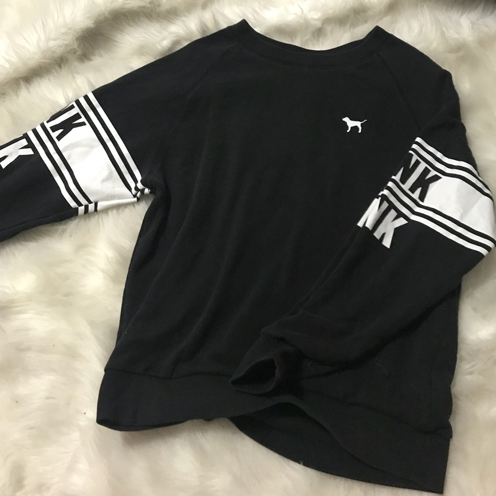 PINK Sweatshirt 🖤